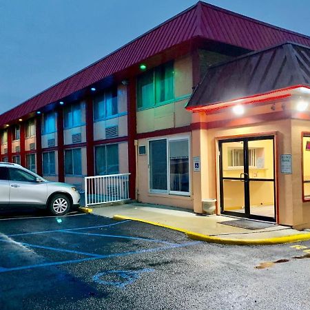 Red Carpet Inn & Suites Lima -Listing Partner Екстериор снимка