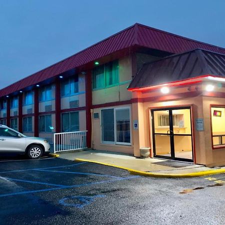 Red Carpet Inn & Suites Lima -Listing Partner Екстериор снимка