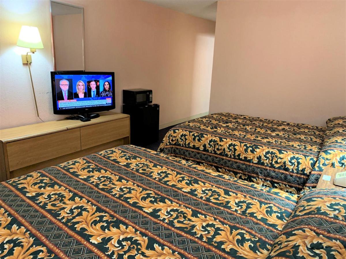Red Carpet Inn & Suites Lima -Listing Partner Екстериор снимка