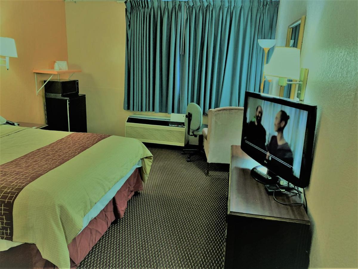 Red Carpet Inn & Suites Lima -Listing Partner Екстериор снимка
