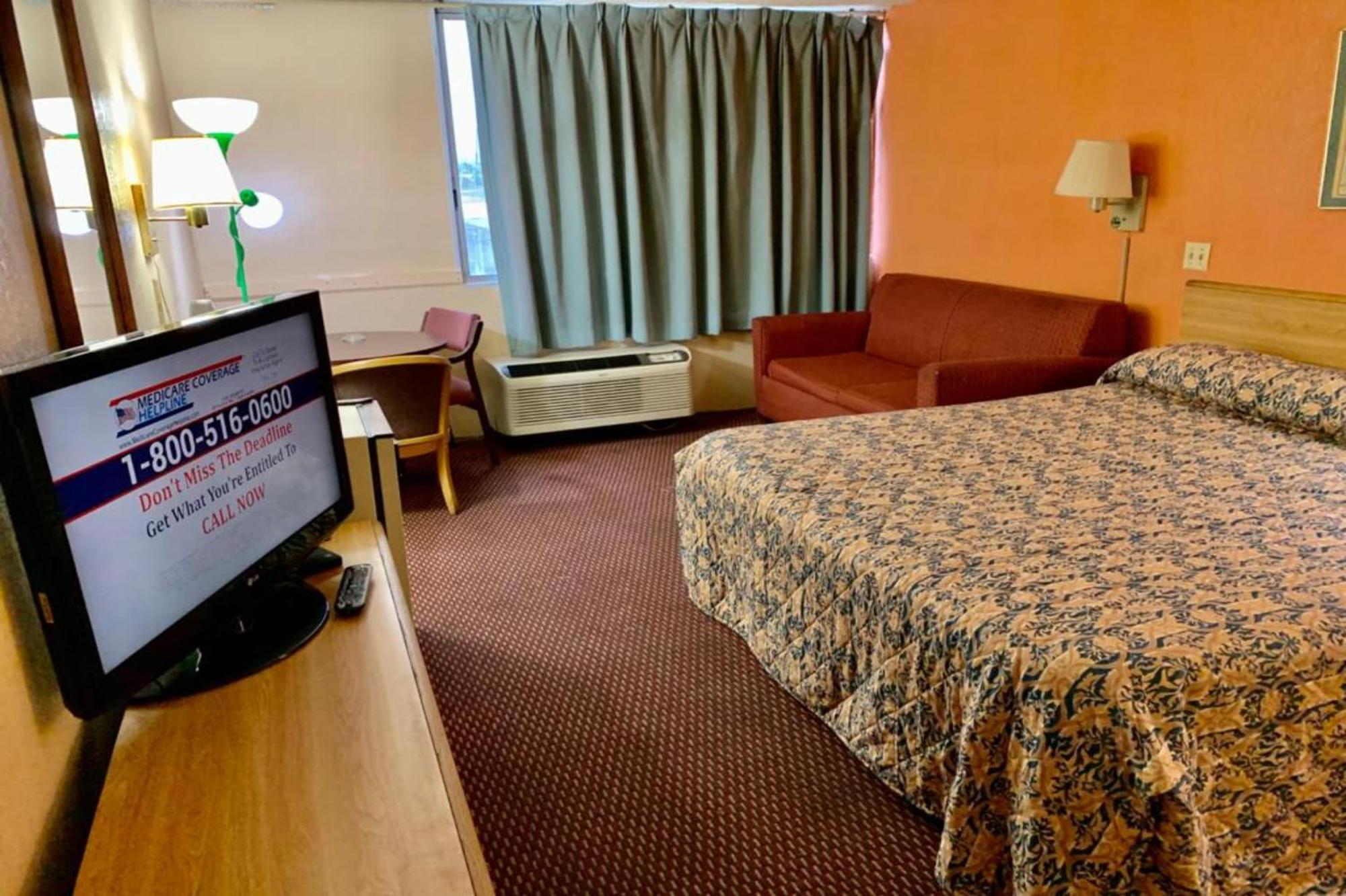 Red Carpet Inn & Suites Lima -Listing Partner Екстериор снимка