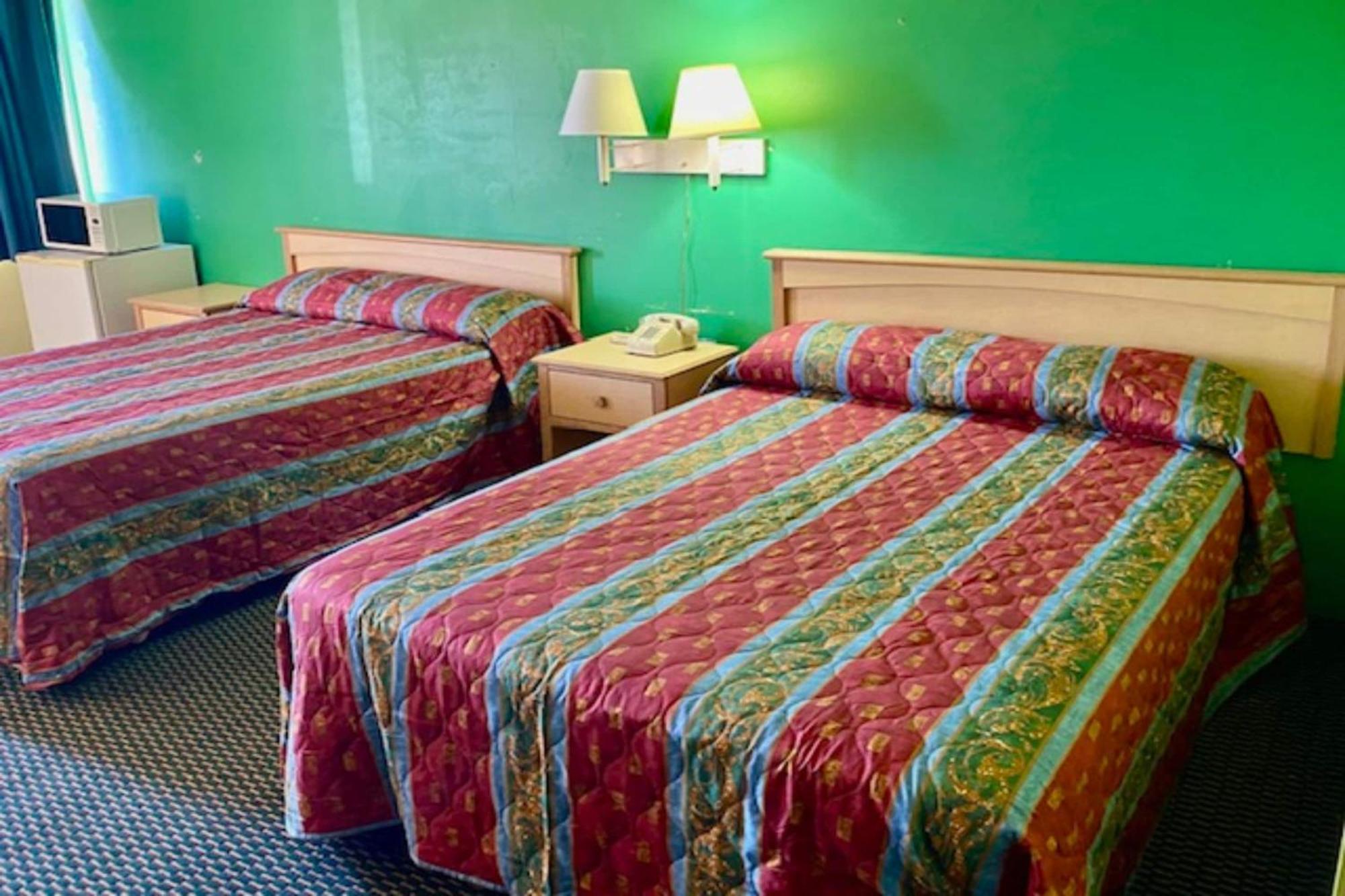 Red Carpet Inn & Suites Lima -Listing Partner Екстериор снимка