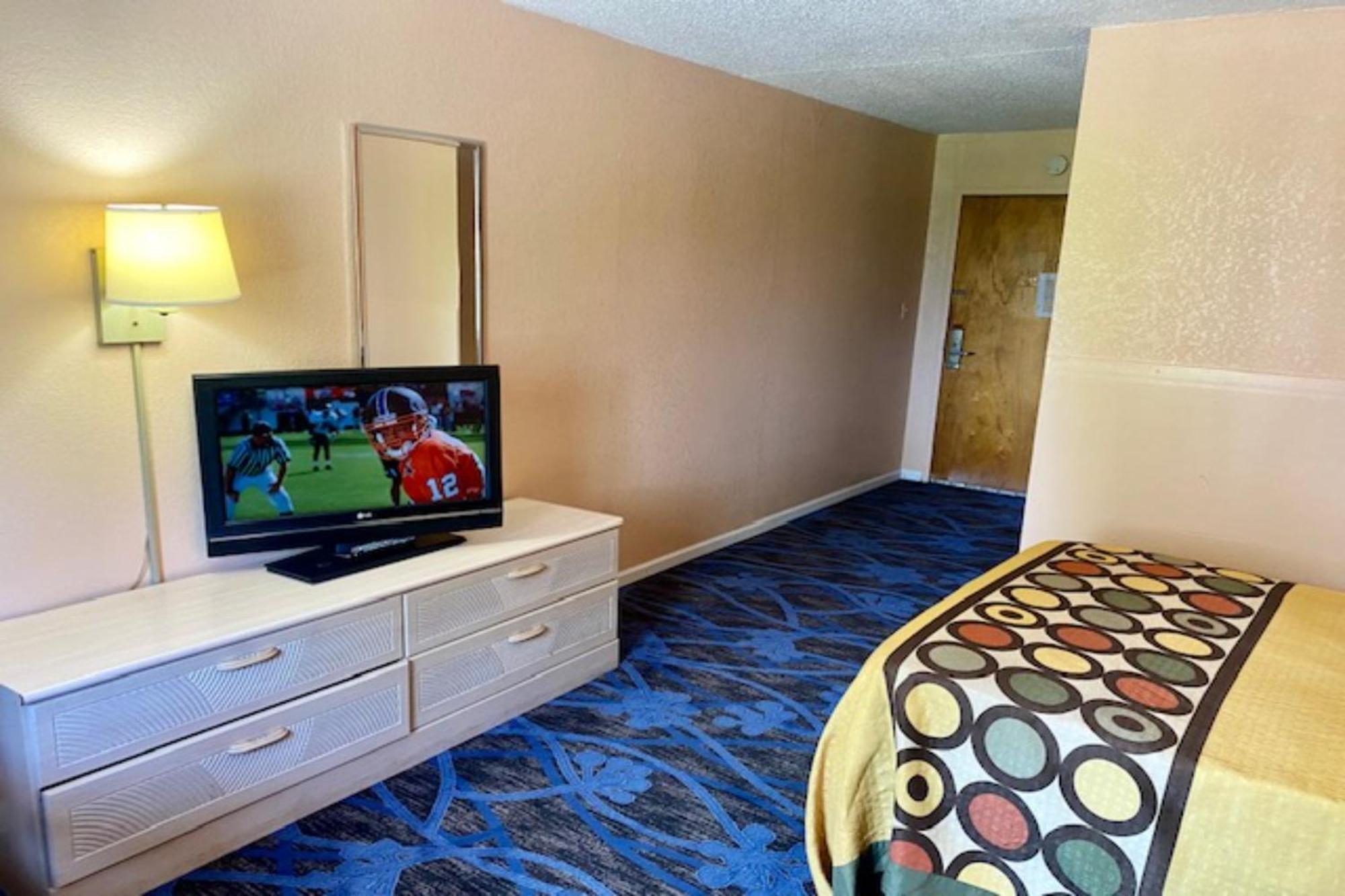 Red Carpet Inn & Suites Lima -Listing Partner Екстериор снимка