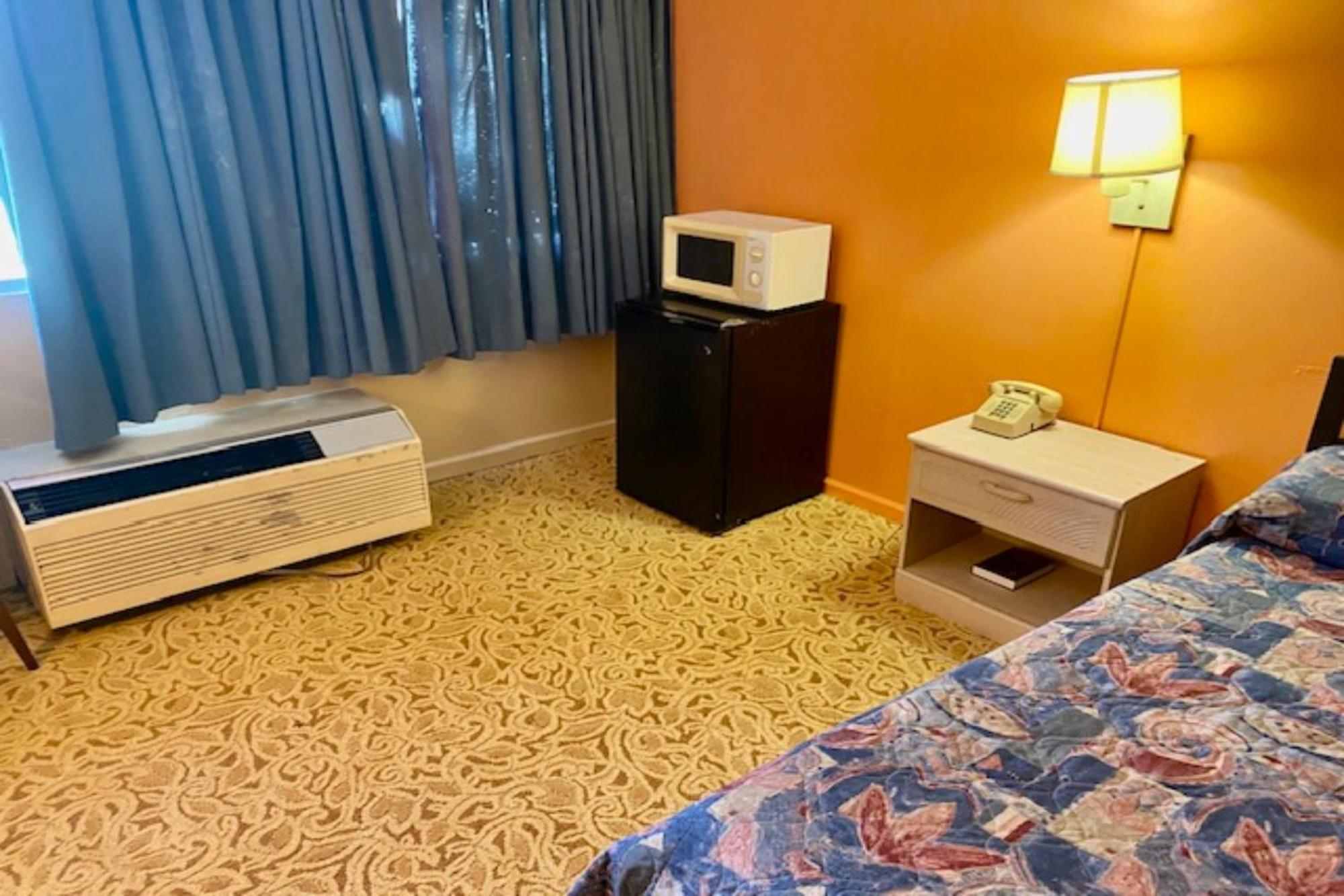 Red Carpet Inn & Suites Lima -Listing Partner Екстериор снимка